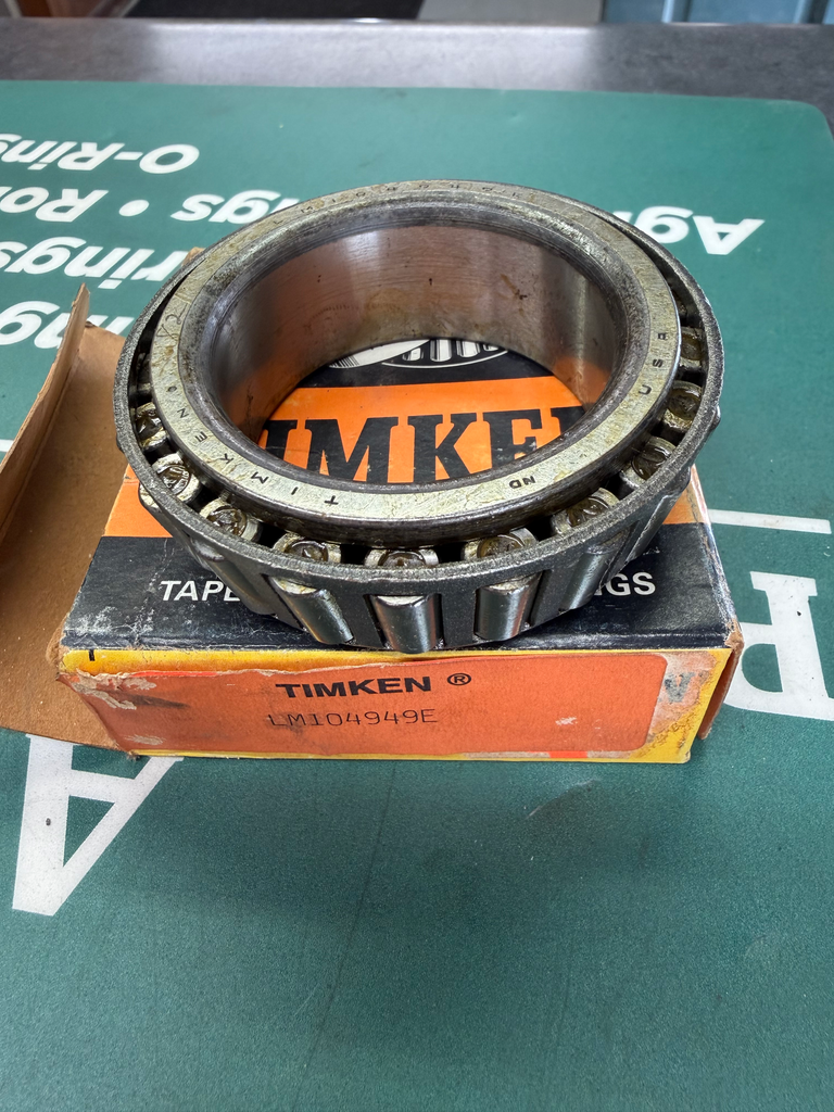 LM104949E
